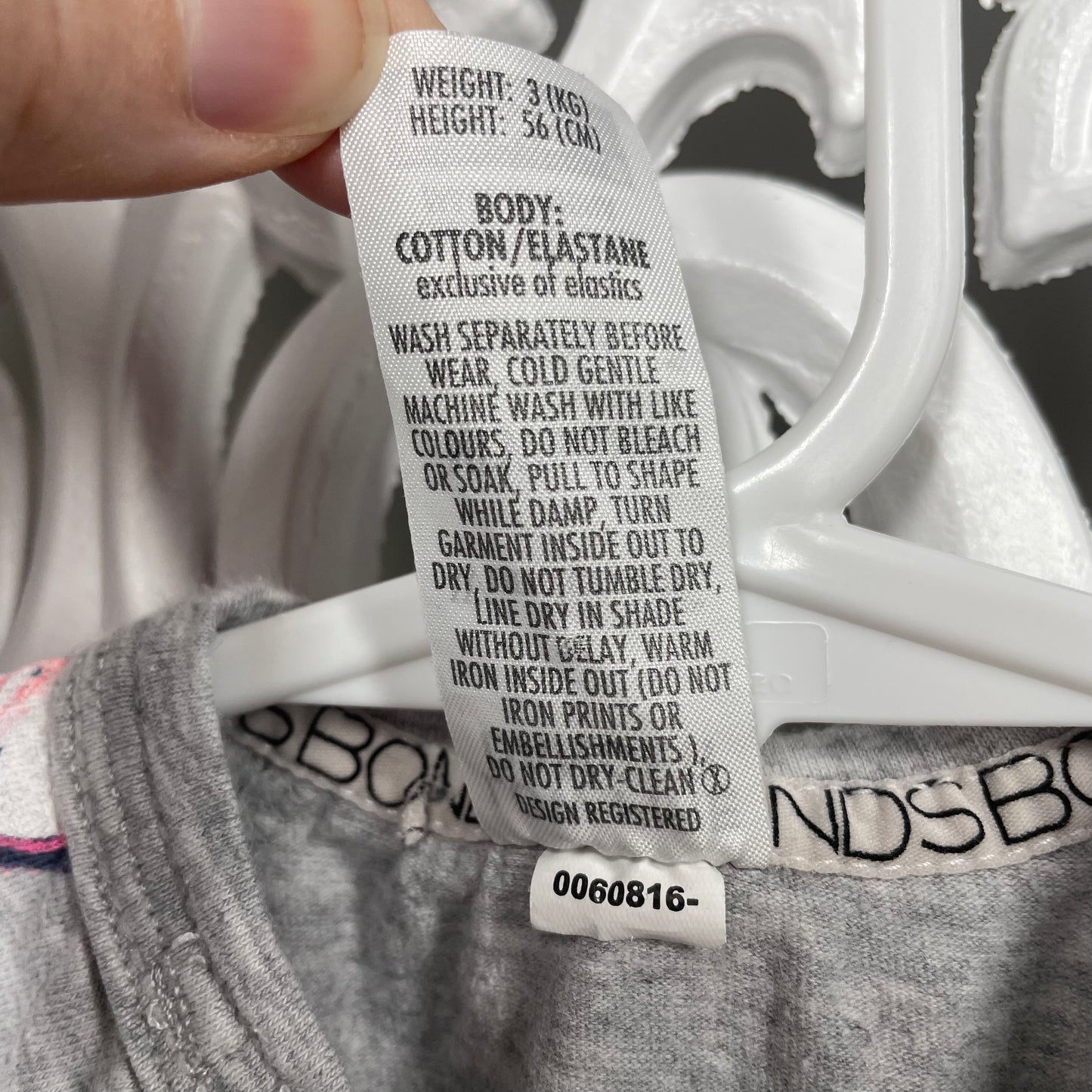 Bonds Onesie Size 0000