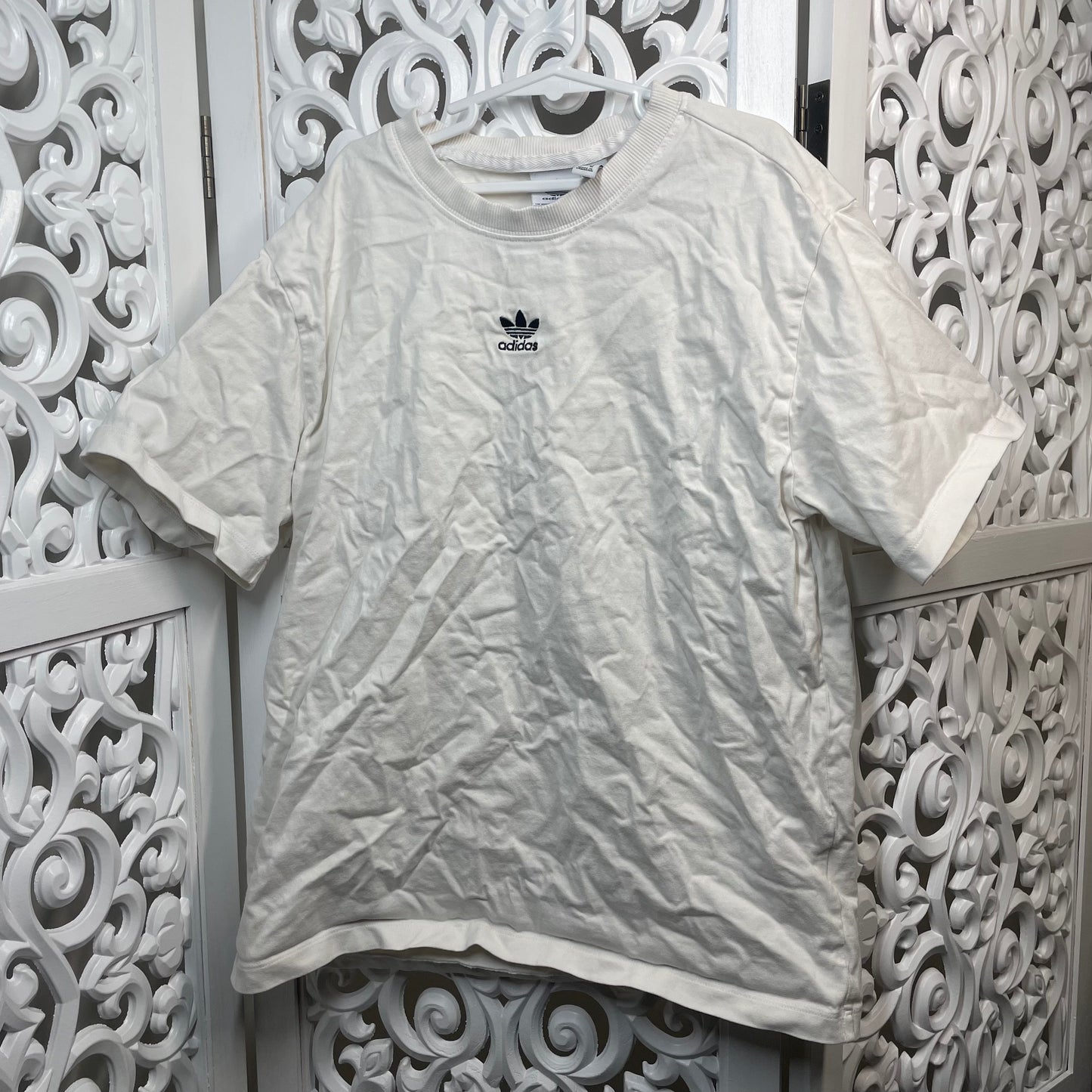 Adidas tshirt Size 12-14
