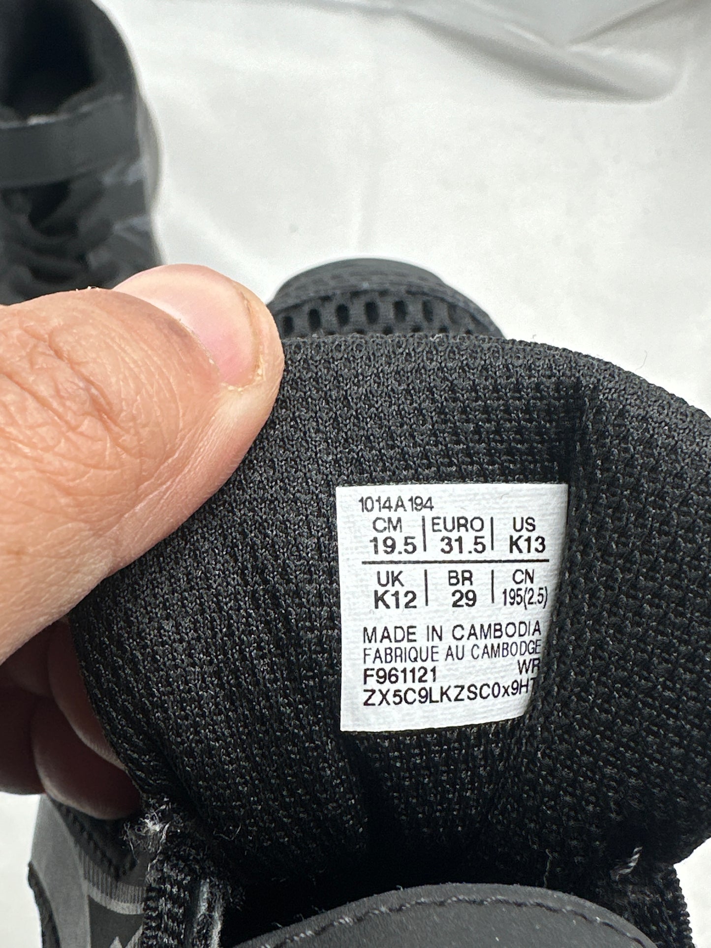 Asics Kids Black Shoes UK K12 Sz12 (19.5cm)