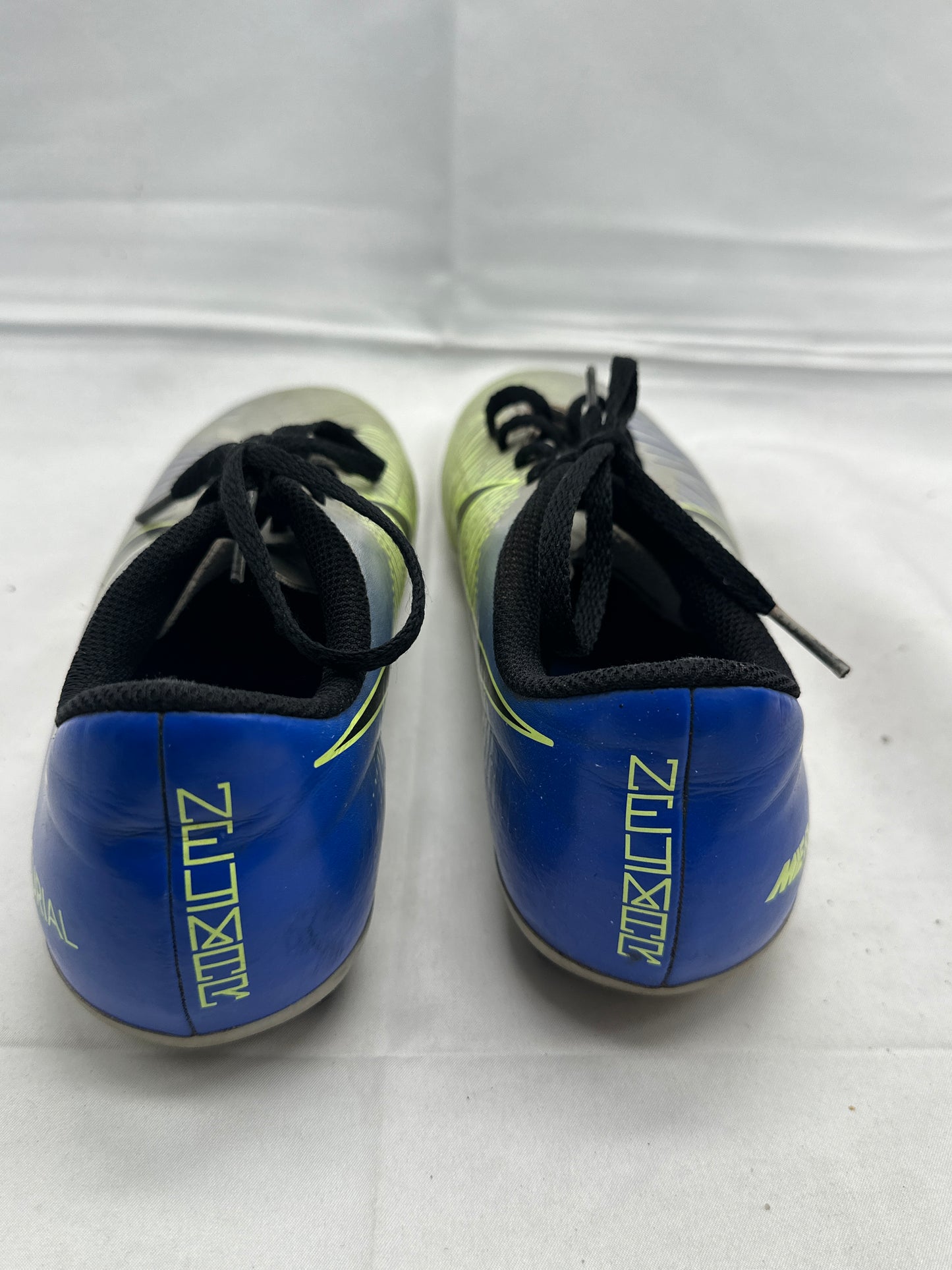 Nike Soccer Cleats Boots Sz 4.5