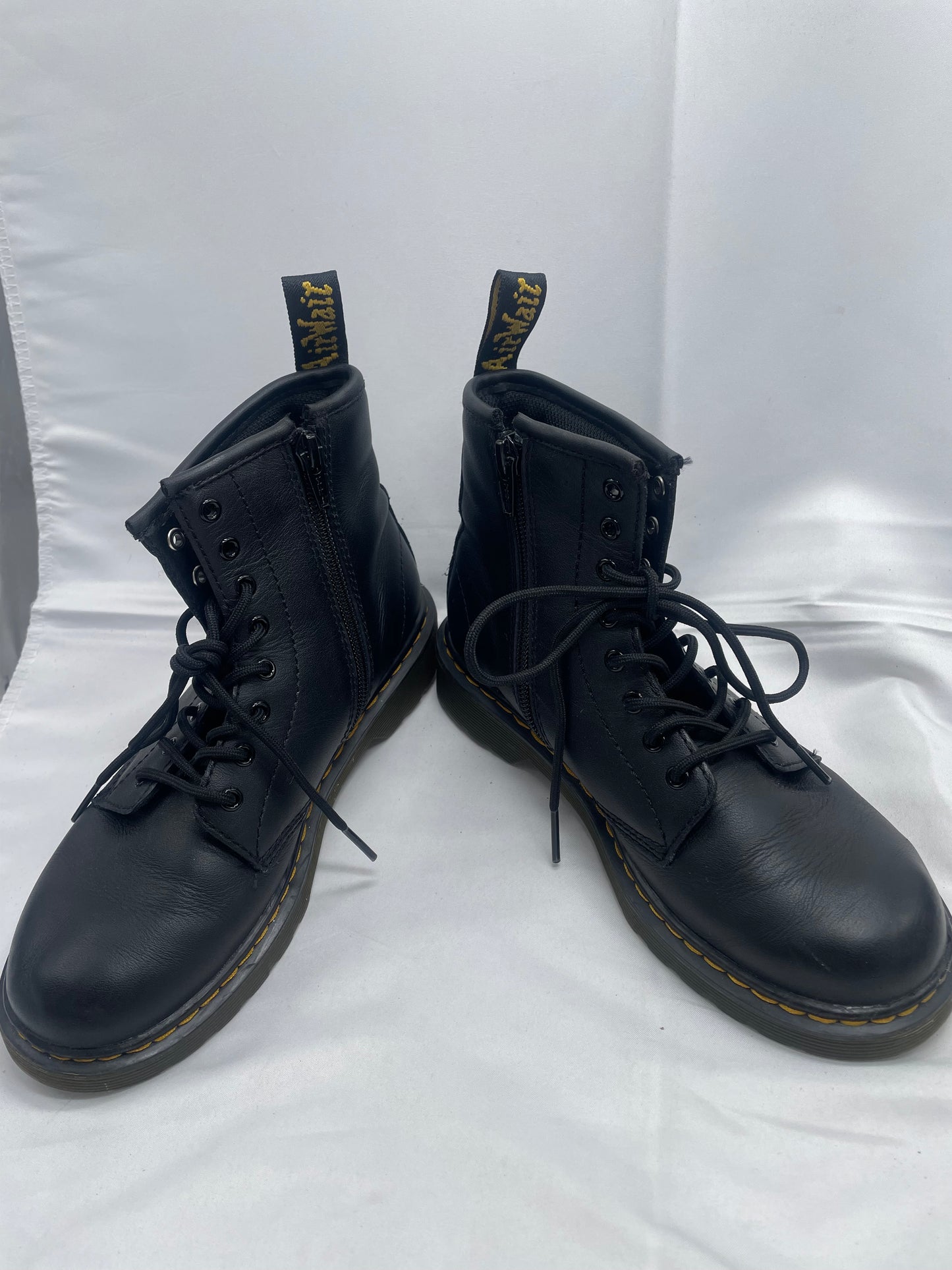 Doc martens boots size UK2 US3