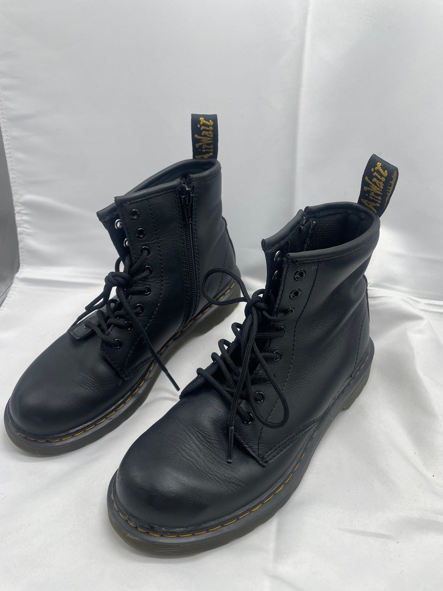 Doc martens boots size UK2 US3