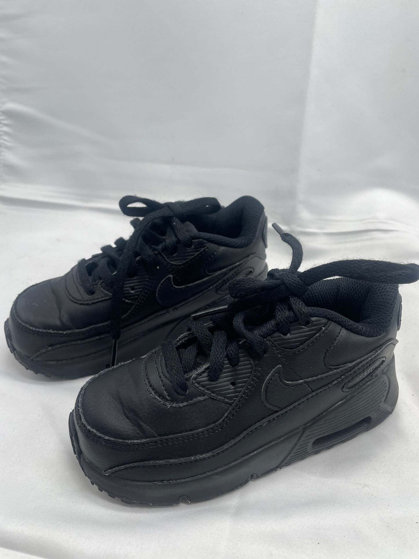 Nike max air black shoes size US 10c