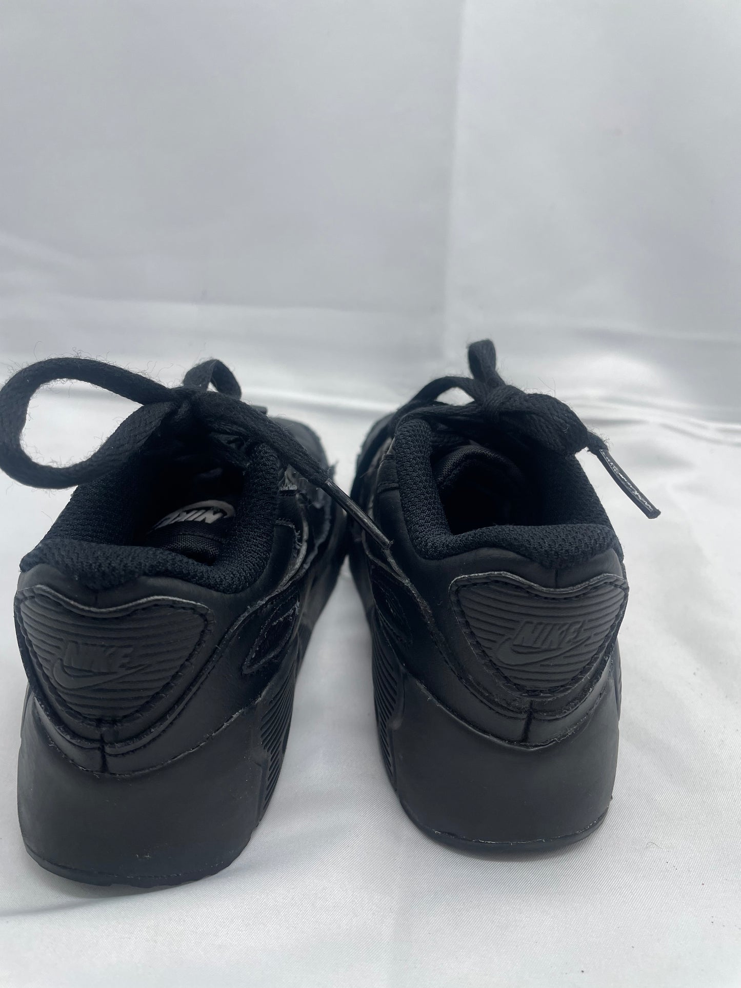 Nike max air black shoes size US 10c