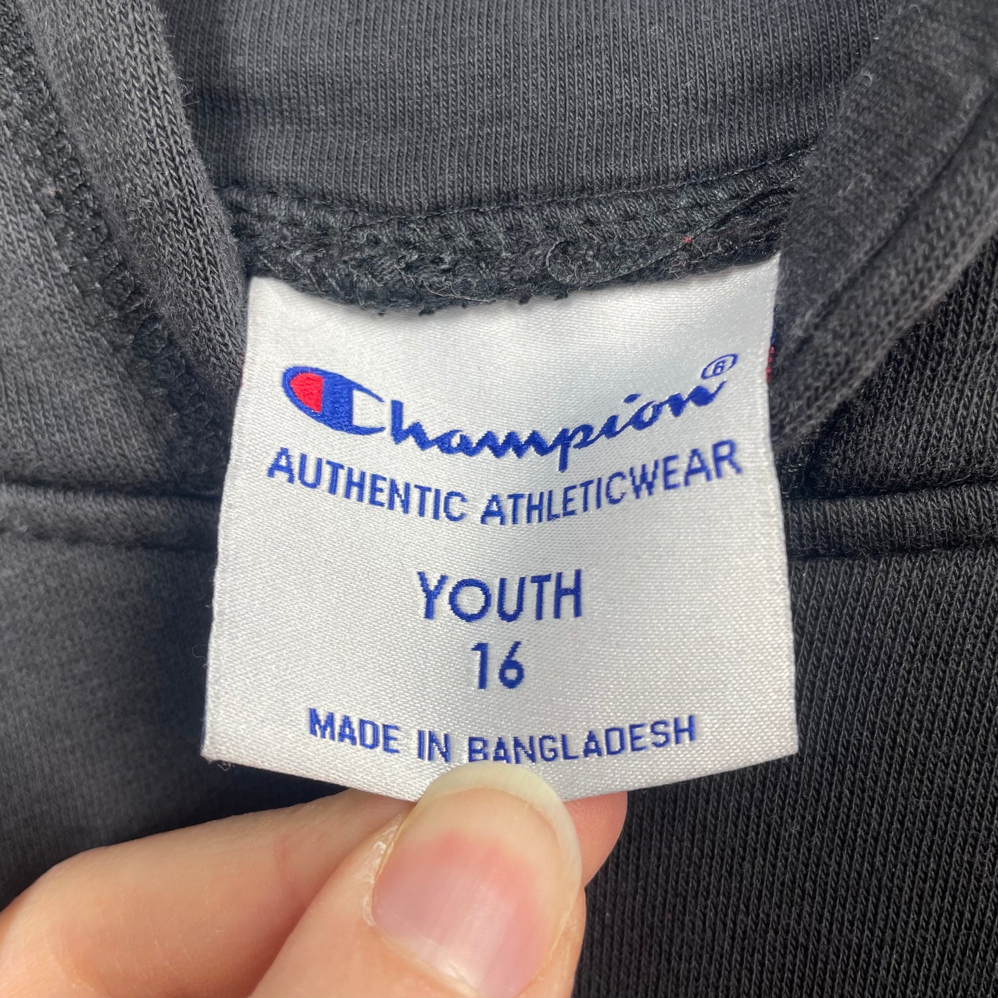 Champion Youth Jumper Size 16