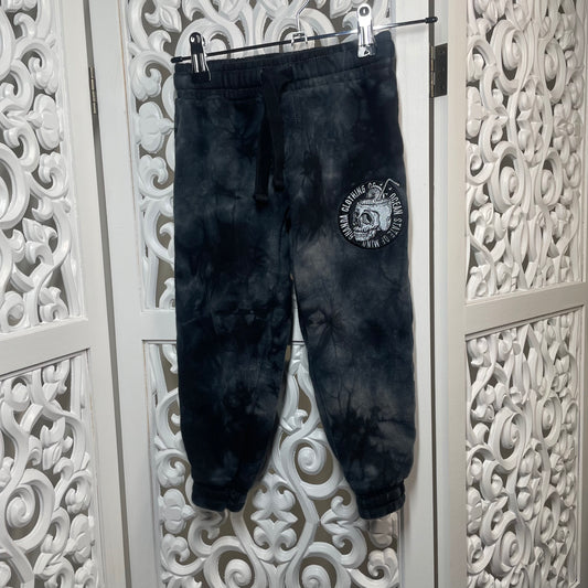Ghanda Boys Trackies Size 3-4