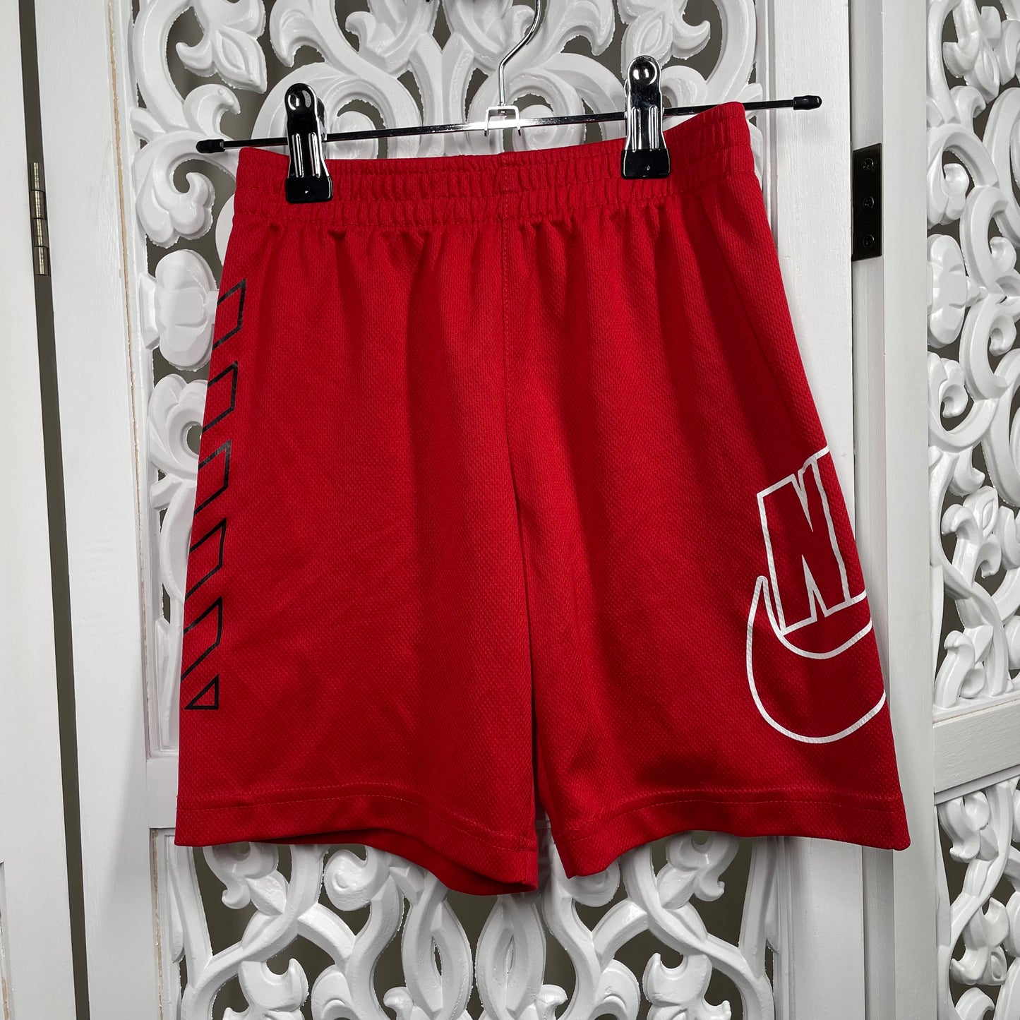 Nike Shorts Size L 6-7 years