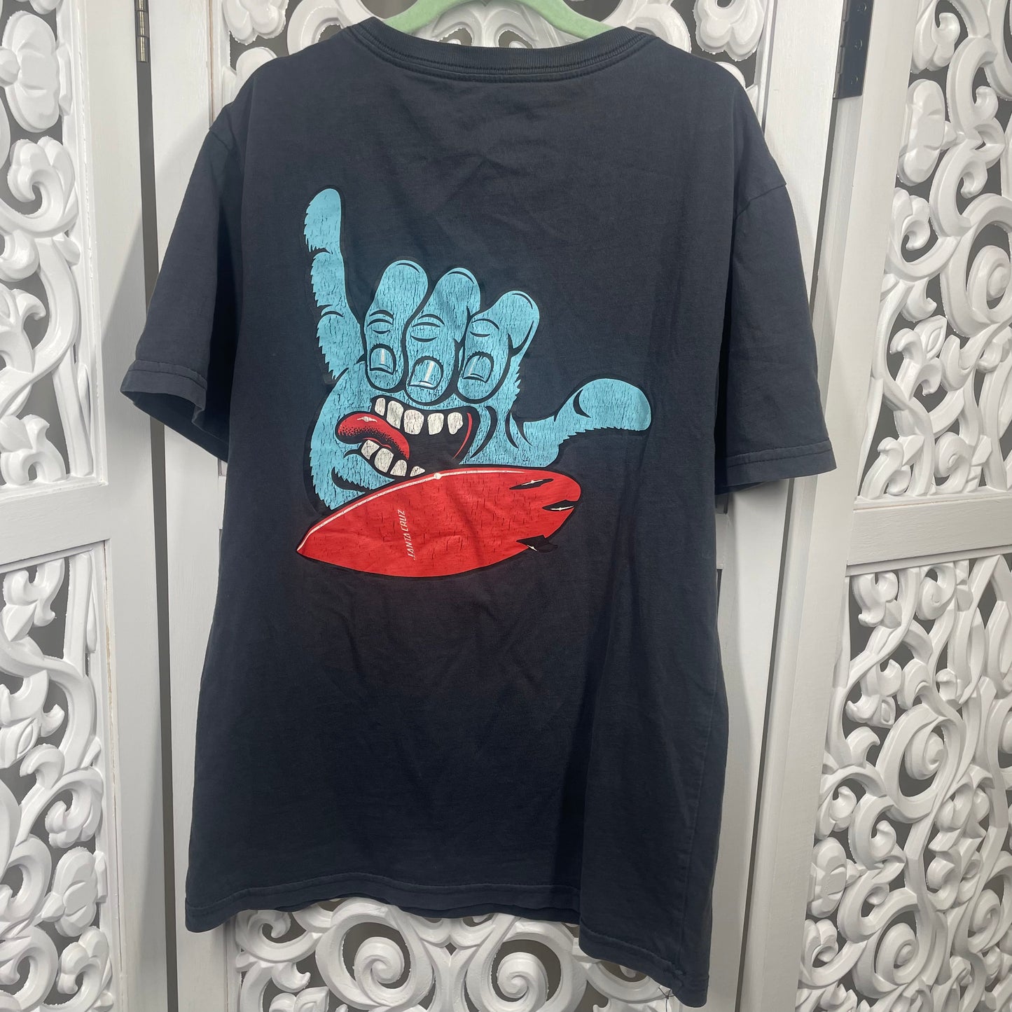 Santa Cruz T-shirt Sz 10 (has some damage)