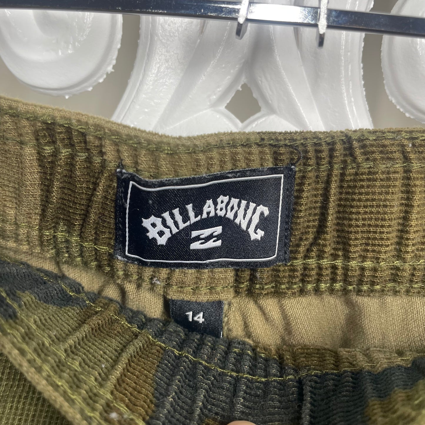 Billabong Boys Shorts Size 14