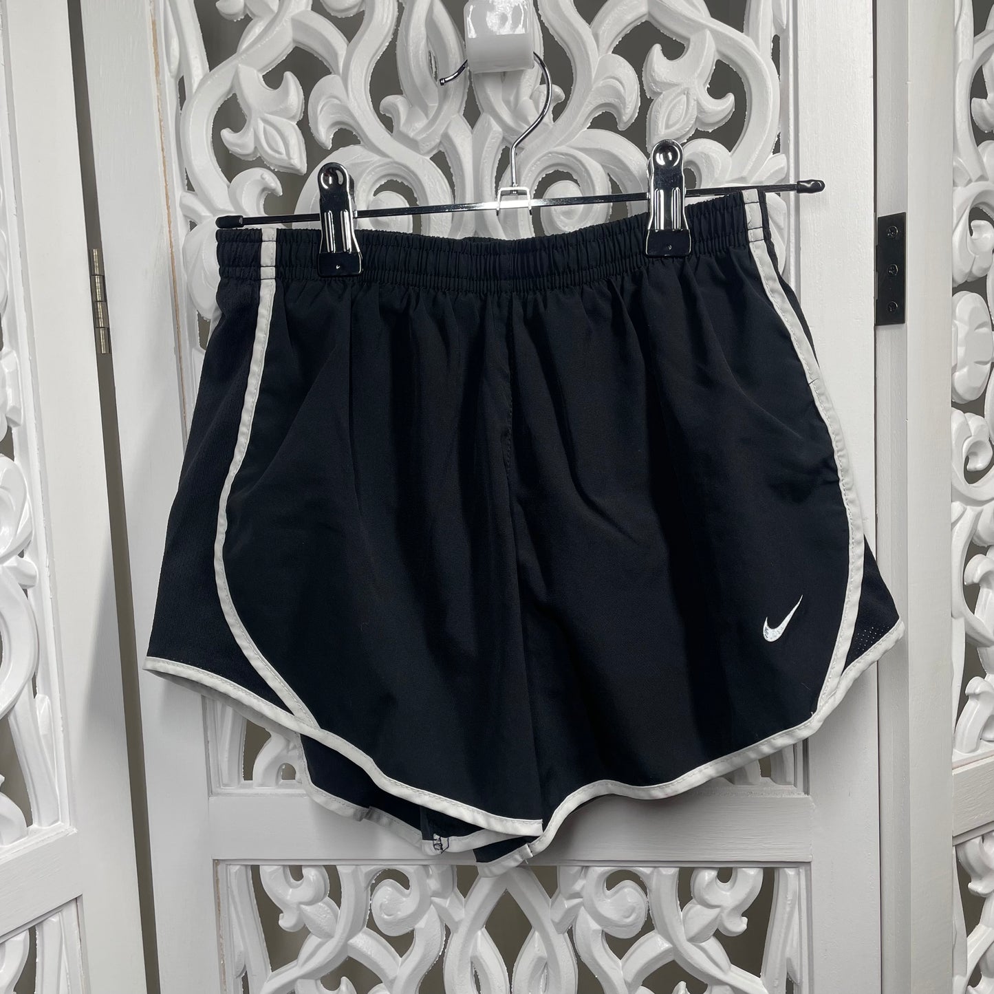 Nike Shorts Size L