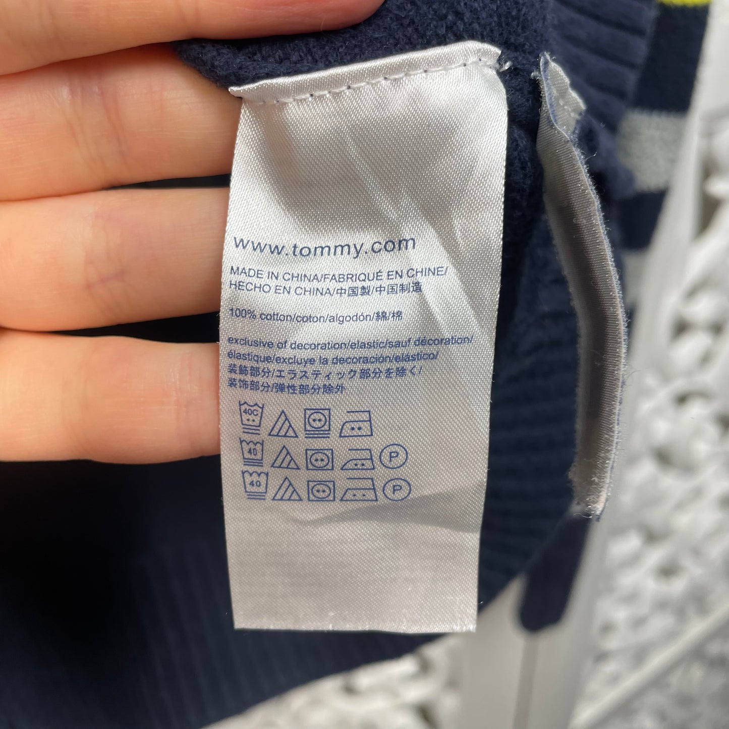 Tommy Hilfiger Boys Jumper Size 6-7