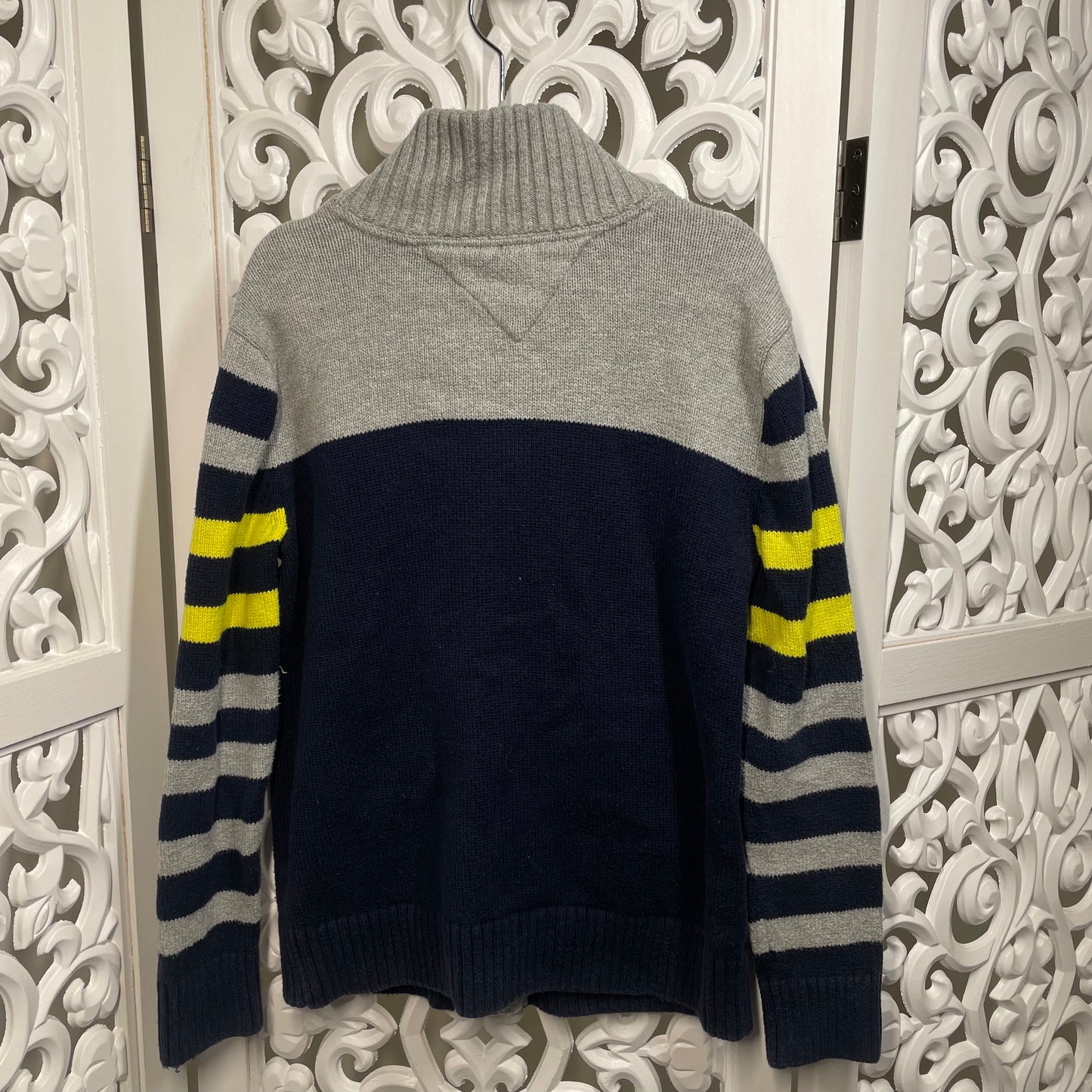Tommy Hilfiger Boys Jumper Size 6-7