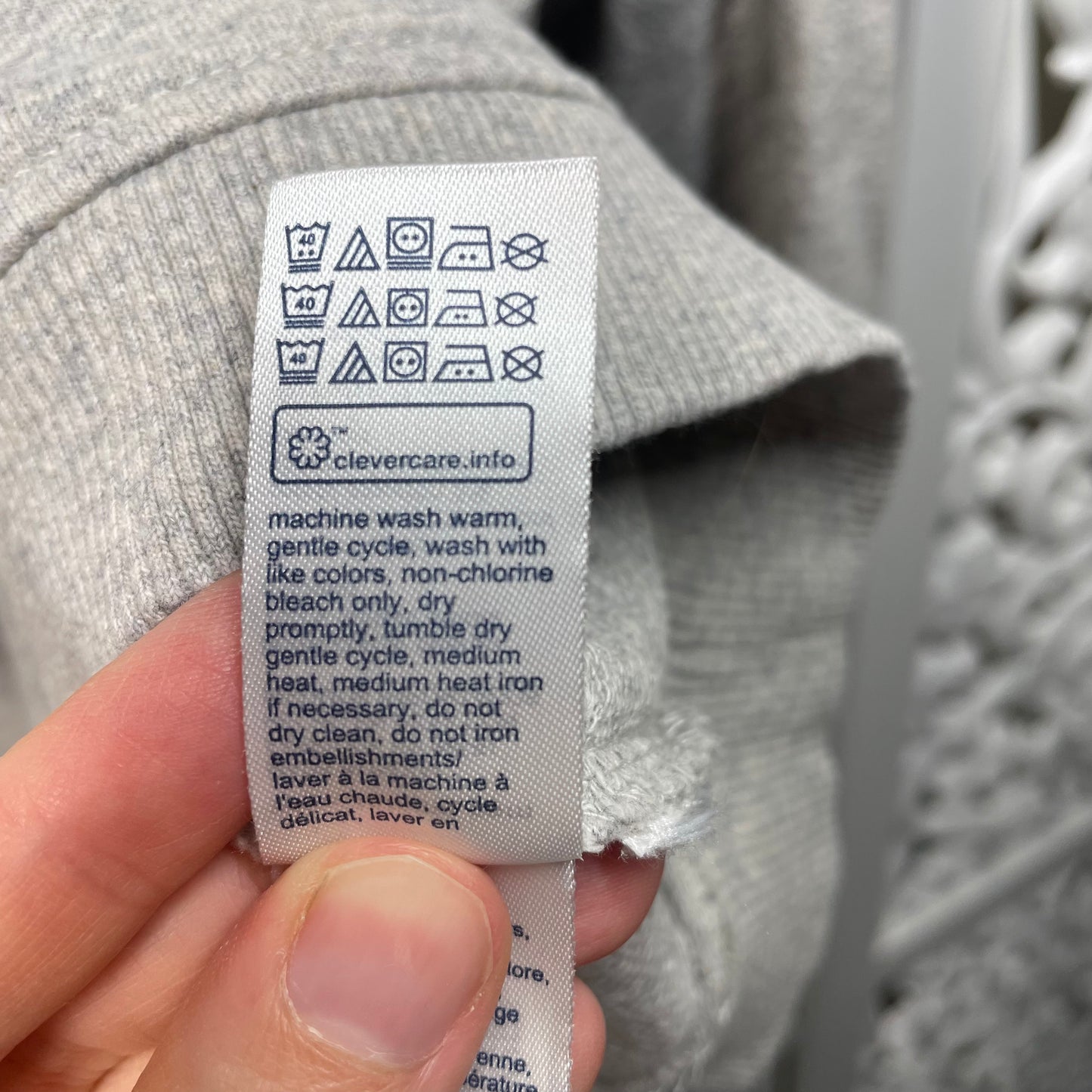 Tommy Hilfiger Jumper Size XL (16)