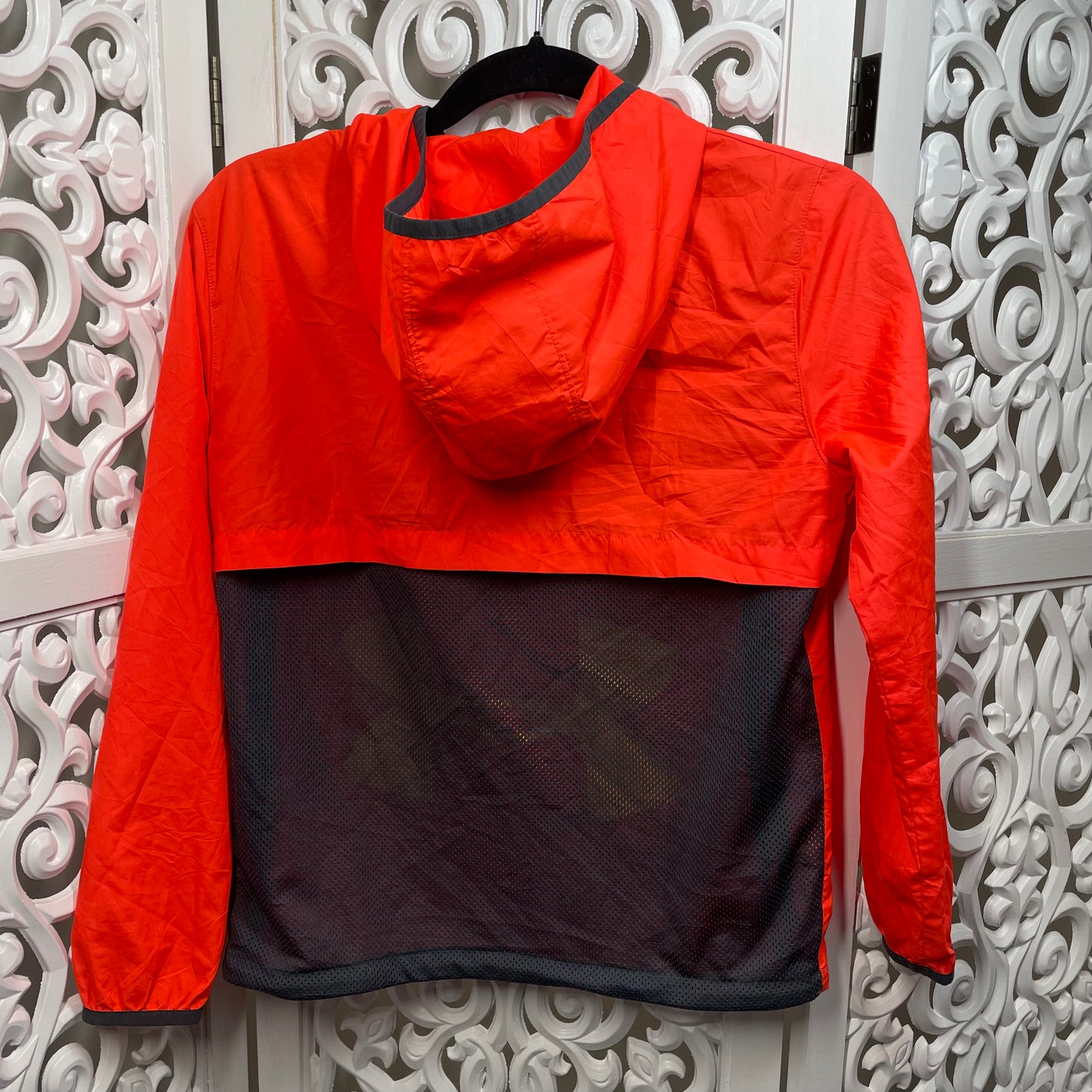 Under Armour Jacket Size Medium 10-12