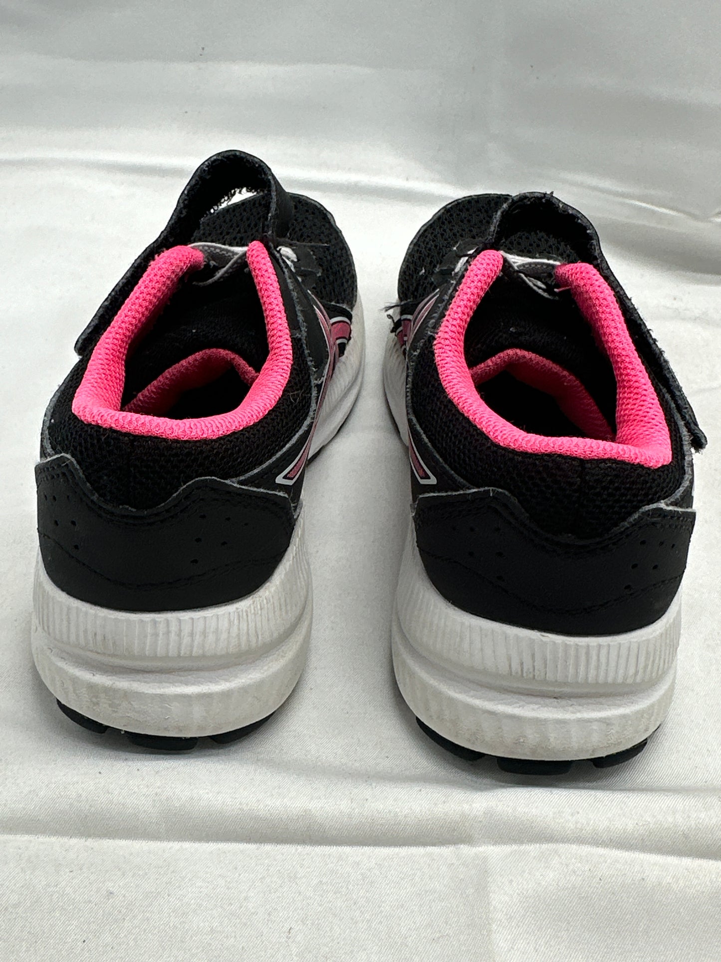 Asics Girls Shoes UK K10 Sz10 (17.5cm)