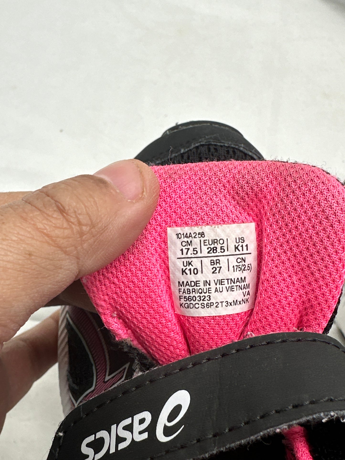 Asics Girls Shoes UK K10 Sz10 (17.5cm)