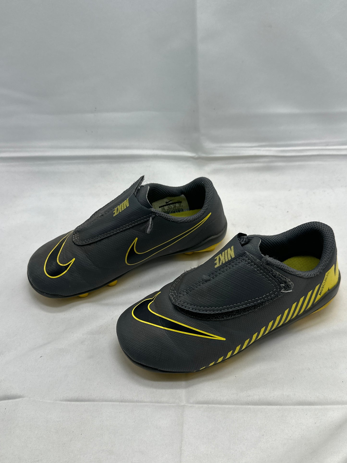 Nike Soccer Boots UK 10.5 17cm