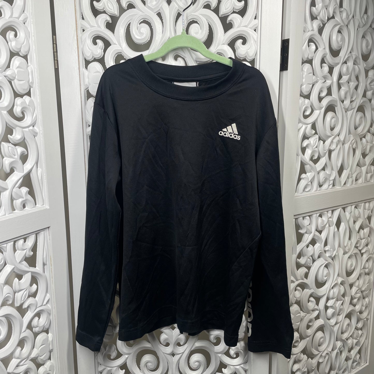 Adidas Long Sleeve Top Size 140 size 10 (damage)