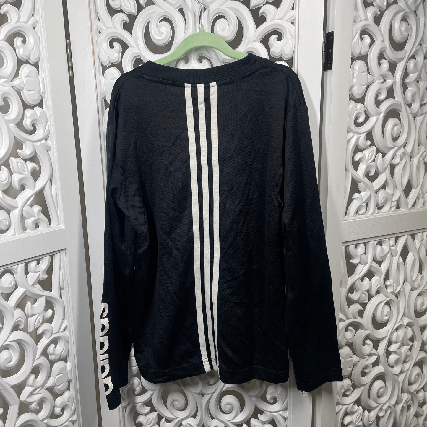 Adidas Long Sleeve Top Size 140 size 10 (damage)