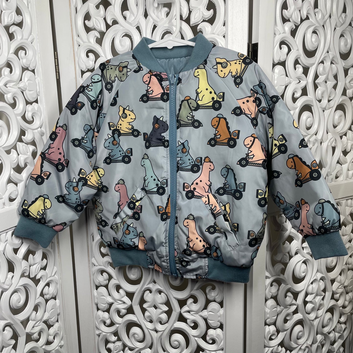 Hux Reversible Jacket Boys Dinosaurs Size 4