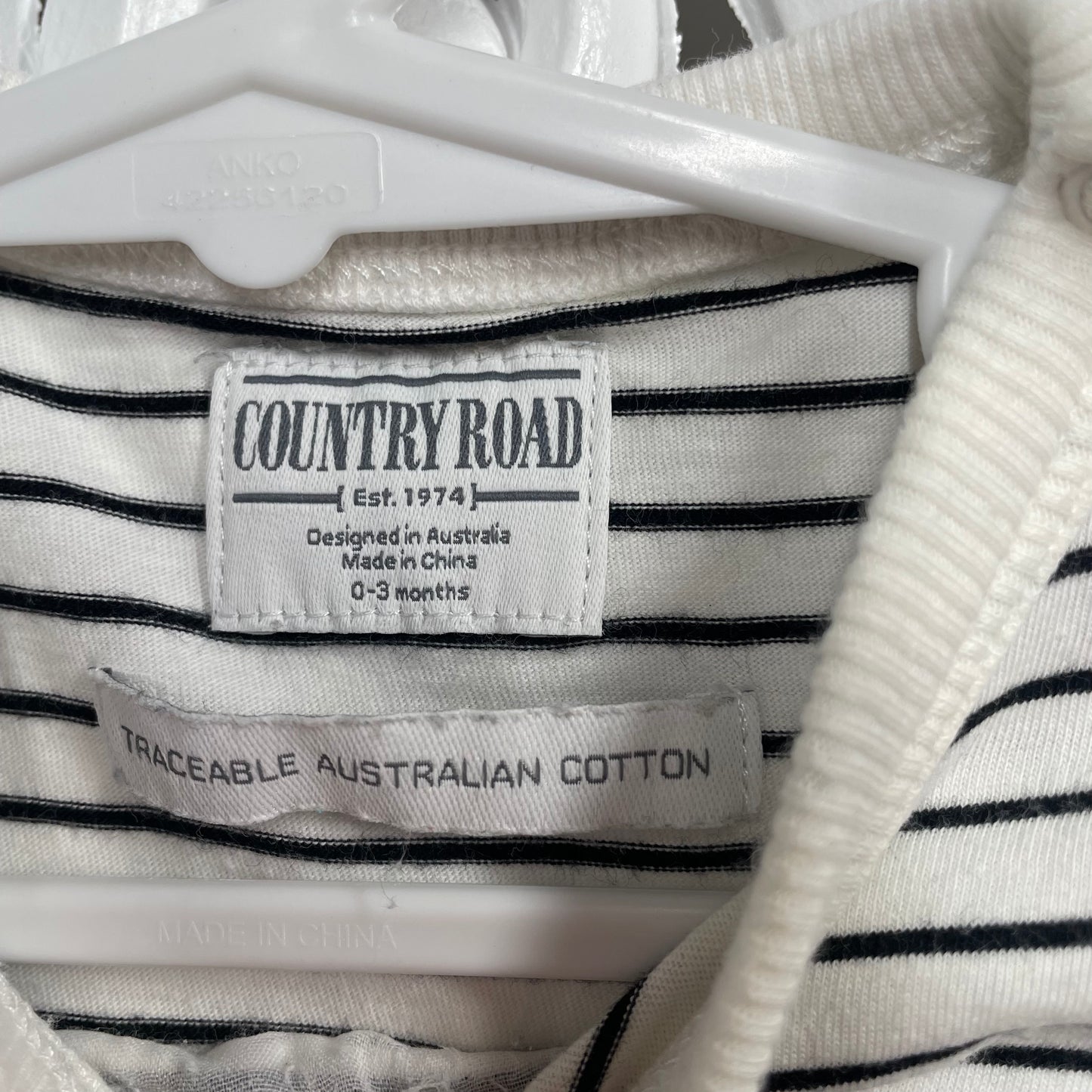 Country Road Tshirt Size 0-3M Sz 000